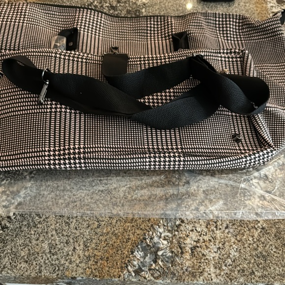 Lulu Dharma Pink Plaid Weekender Bag - Picture 6 of 8